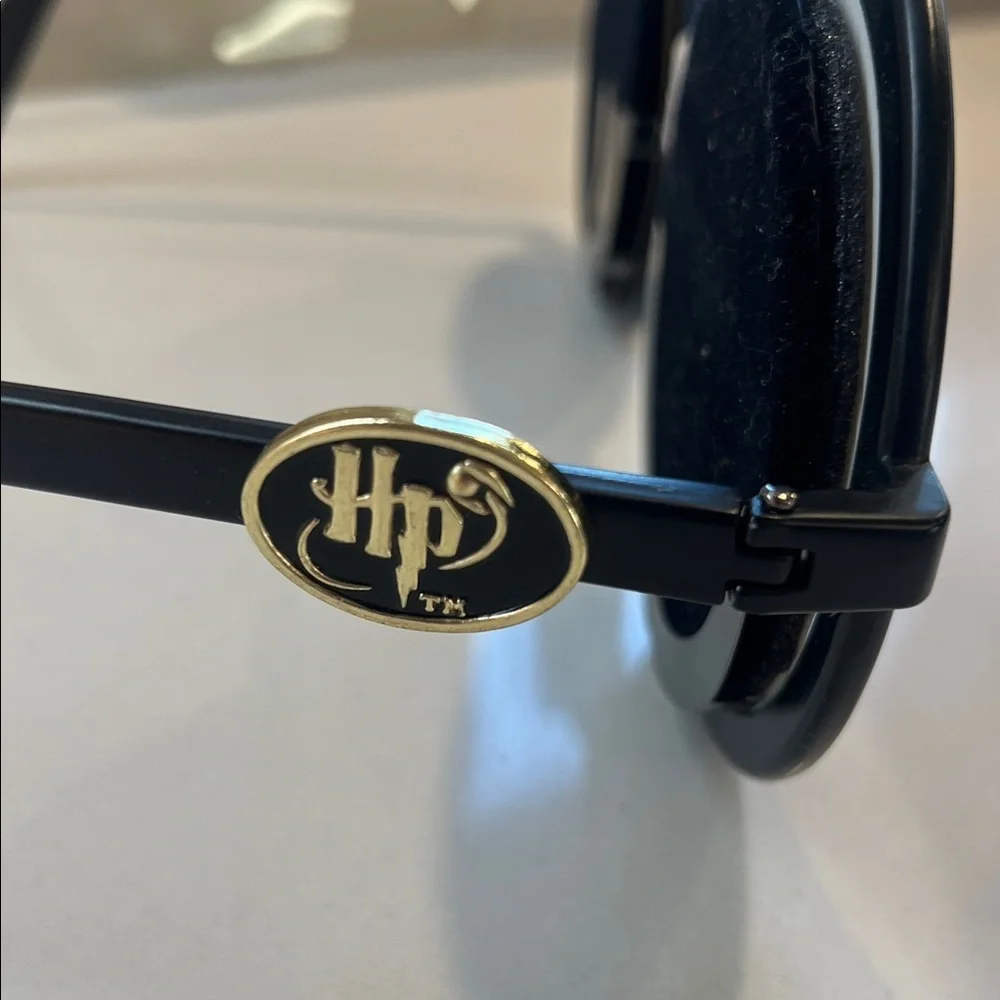 Warner Bros. Harry Potter Black and White Metal Photo Frames NWT - Picture 2 of 7